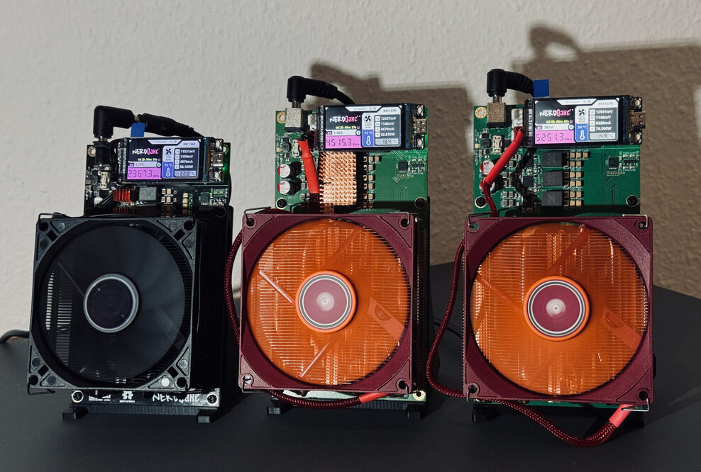 NERDQAxe+ and NERDQaxe++ underclocked & undervolted