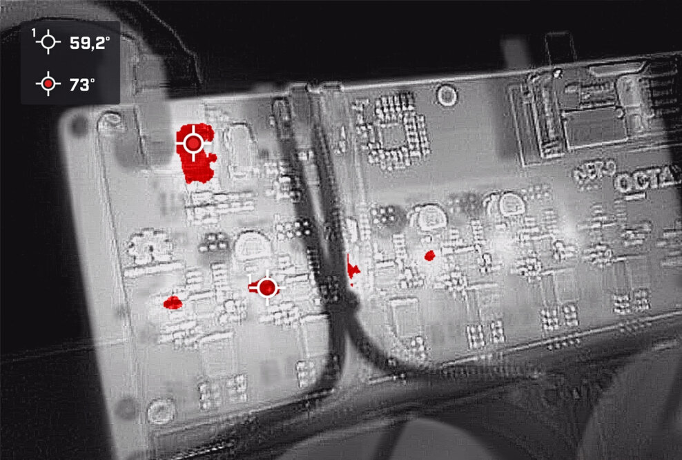 NerdOCTAXE revision 3.1 (El Ocho), thermal image showing hot spots on VREGs.