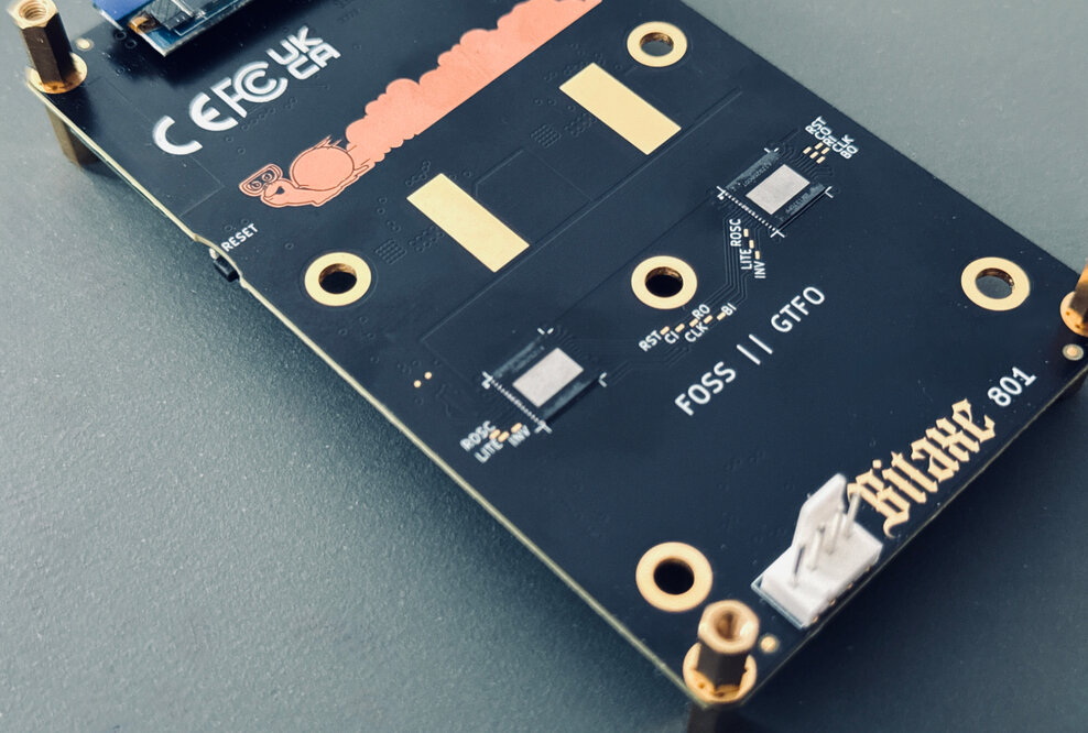 Bitaxe GT on the front side of the PCB with two BM1370 ASIC processors